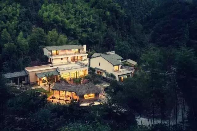 这些民宿藏着千岛湖99%的美,蓝天白云、绿水红叶,邂逅最美秋色