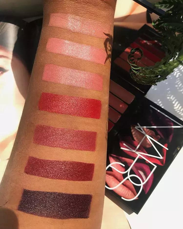 捂好钱包！2018秋冬新品来袭!YSL变方了?Chanel口红出气垫的了