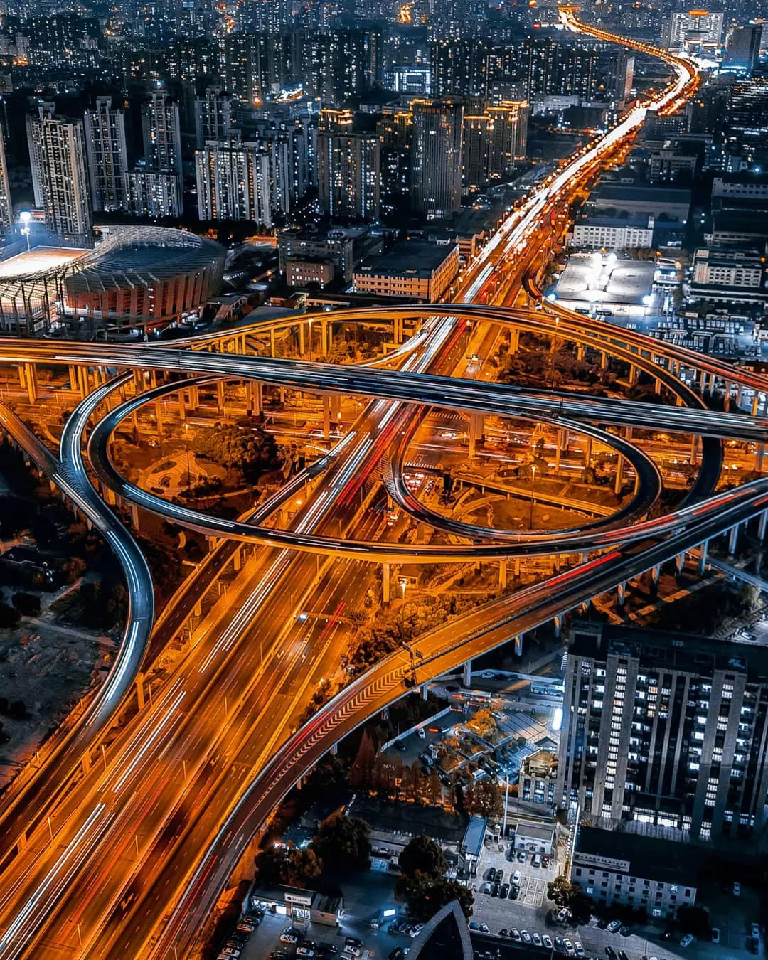 上海最新航拍震撼视频,外媒上海夜景被震撼视频