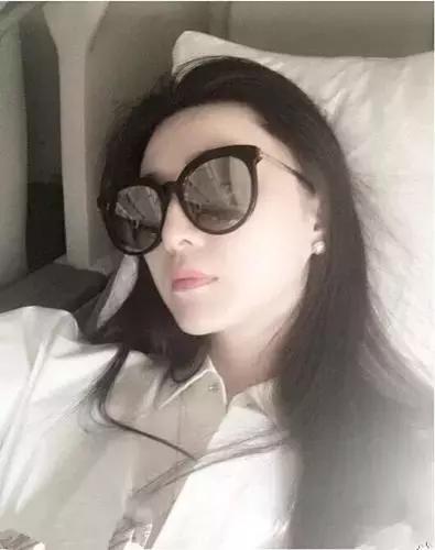 空姐爆料明星耍大牌,空姐曝光航空内幕