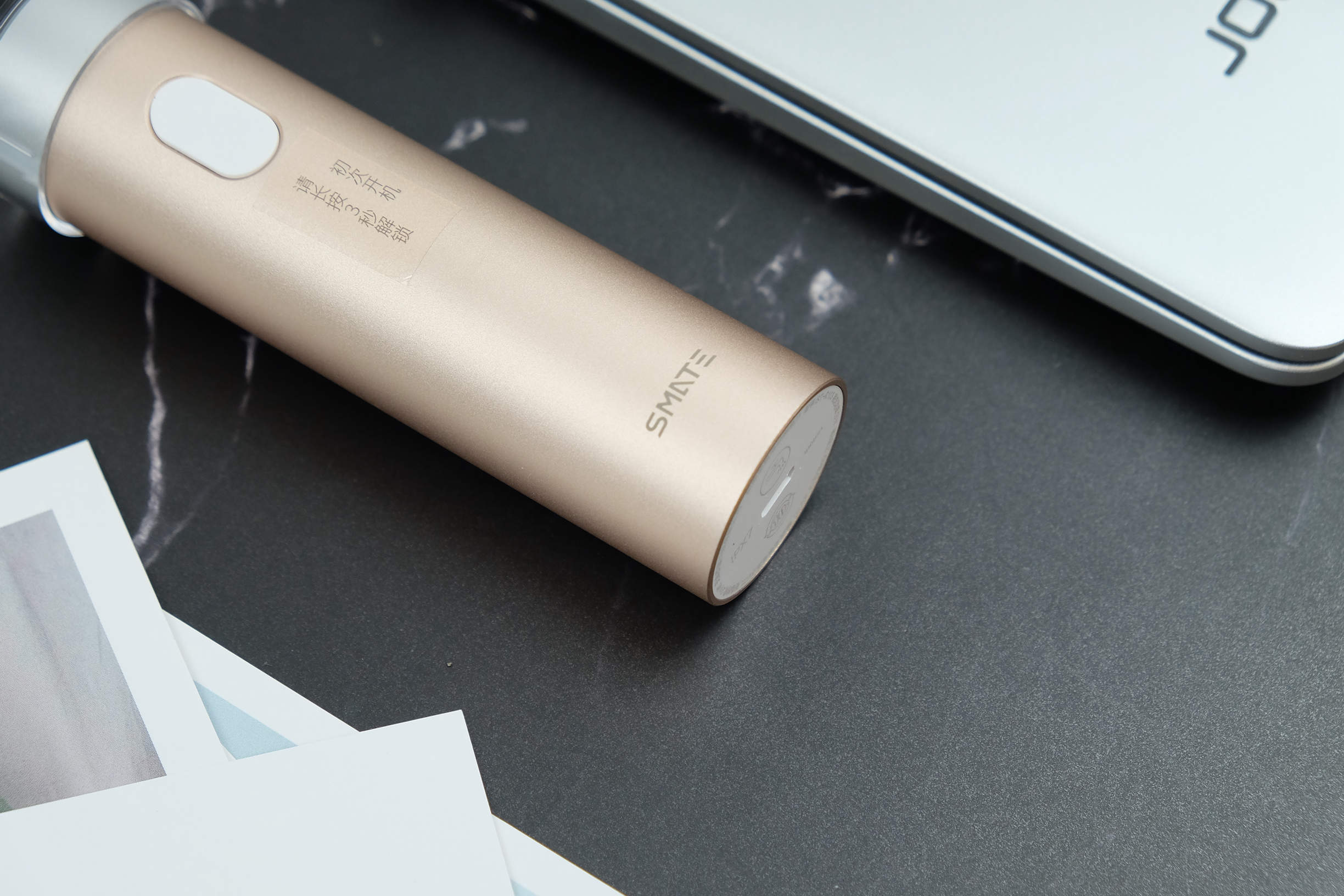 干湿两用的剃须刀怎么选择最好的,须眉剃须刀跟奔腾剃须刀