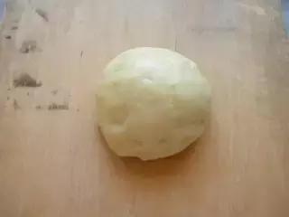 冰皮月饼怎么做才不会软糯变硬,冰皮月饼不需要烘焙吗