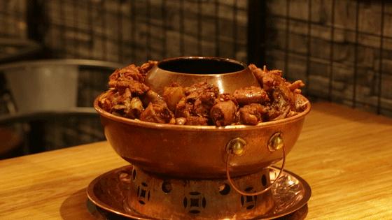 滨江道牛蛙火锅,双层牛蛙塔天津