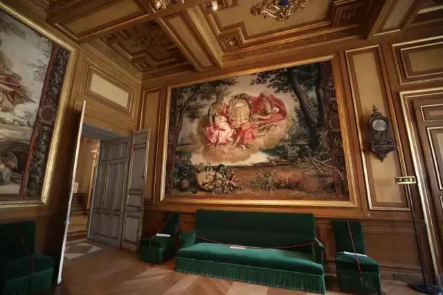 生活在别处完整版歌曲,生活在别处完整版