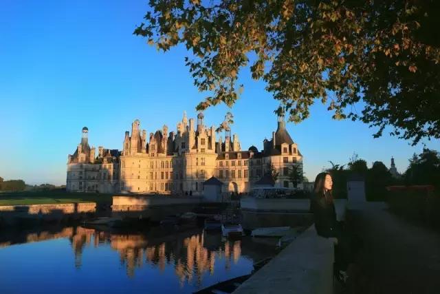 生活在别处完整版歌曲,生活在别处完整版