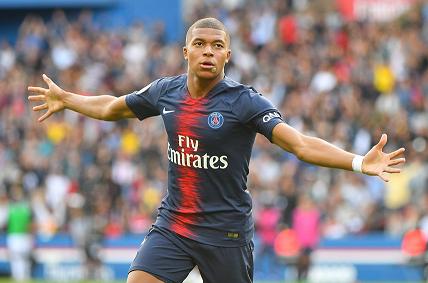 英雄还是堕落？姆巴佩走到了人生的十字路口