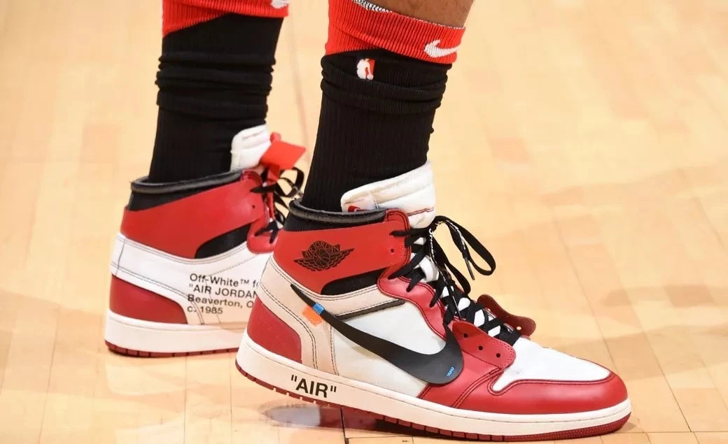 塔克球鞋上脚视频,塔克4000双球鞋