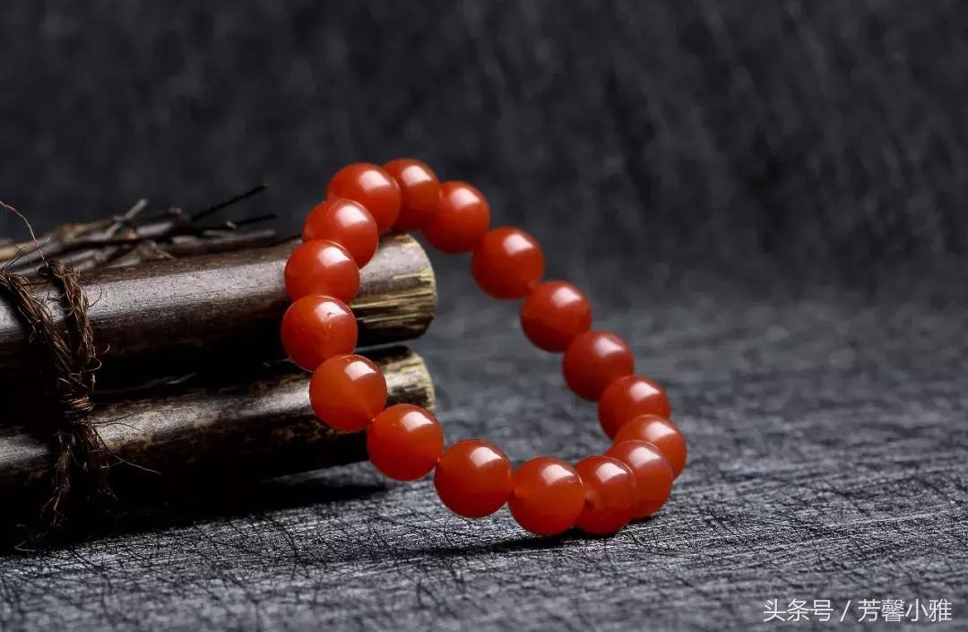 为啥很多人喜欢戴手串,为什么越来越多的人喜欢戴手串