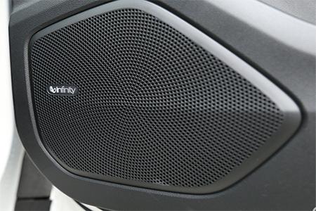 宝骏新款音响,宝骏顶配音响