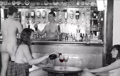 学霸为爱全果出镜？一年一度的剑桥火辣写真又来了！