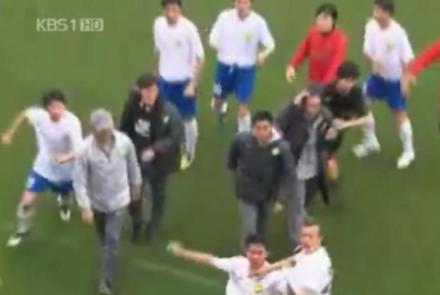 中国足球打架10大场面,中国足球打架名场面