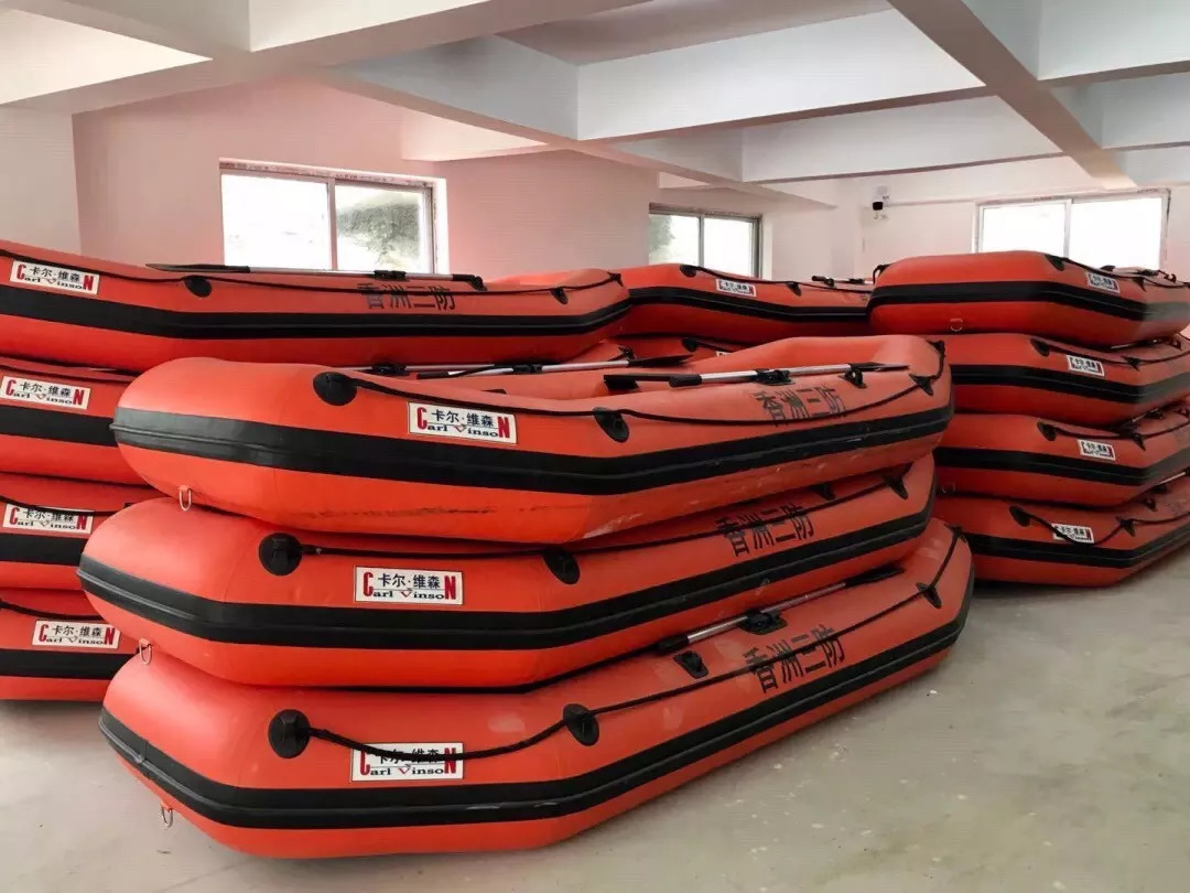 山竹登陆首日自救辟谣与全城戒备,风王山竹什么时候停运