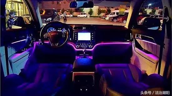 夜晚倒车旁边是黑车看不清,晚上倒车影像黑乎乎看不见怎么办