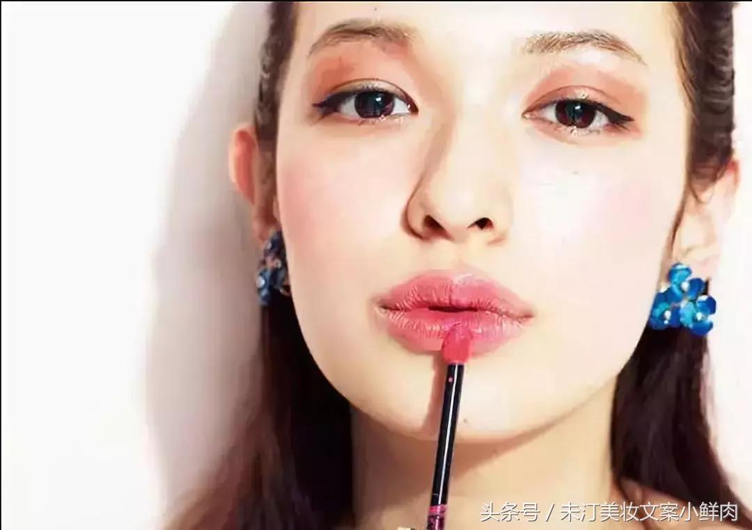 轻轻碰一下就出水的肌肤到底是如何保养的?