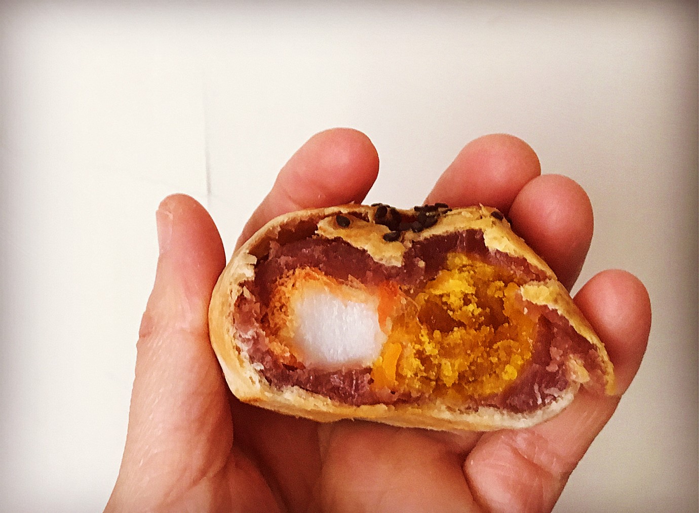 淘宝好吃的蛋黄酥推荐,测评淘宝蛋黄酥20块钱30个