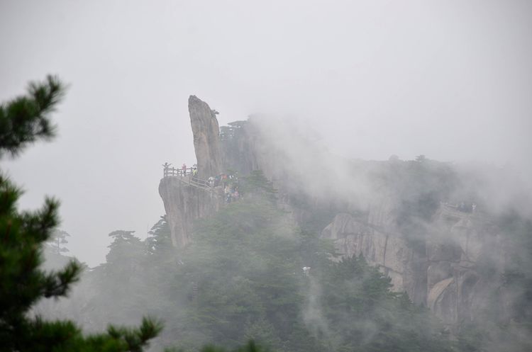八月的黄山风景,独一无二的一品黄山