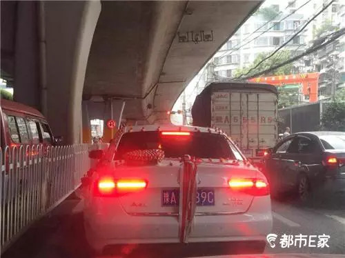 奥迪被扣2分,司机莫名其妙被扣12分