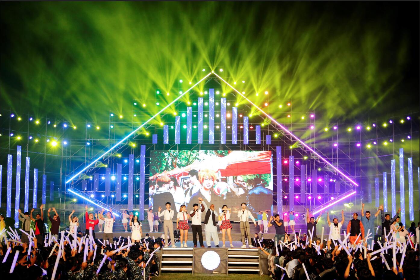 大连理工大学2019开学典礼晚会,大连理工大学19届迎新晚会