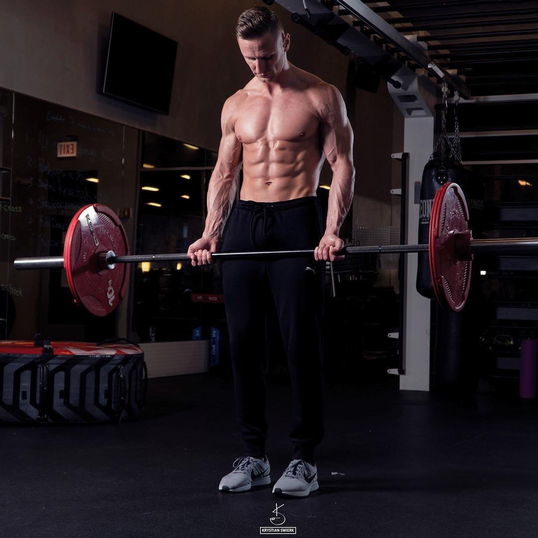 全身力量复合动作,8个动作高效练遍全身