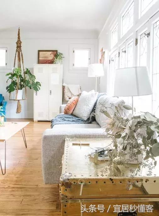 美国女孩改造旧木屋,时尚靓丽国外60年代老公寓改造