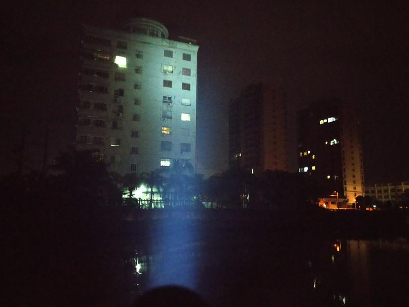 独有的六面体手电——奥德宝HEX62手电测评