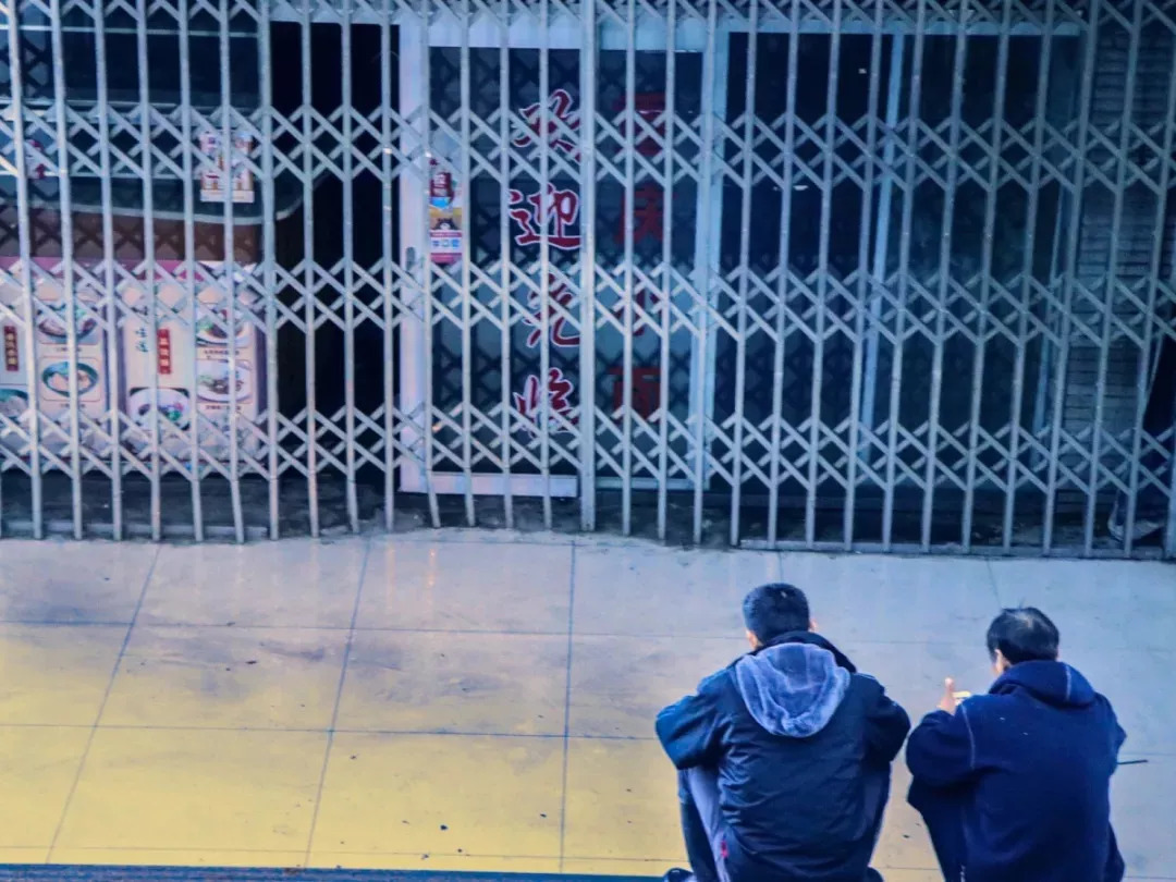 南京的夜晚真实图片,2005年的南京街头真实影像