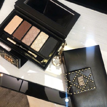 dior为什么送的赠品这么多,dior怎么那么贵