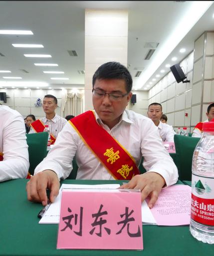 南充嘉陵网红前十名,南充十大著名的人