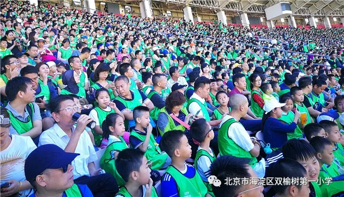 青少年校园足球联赛侧记,青少年足球比赛活动纪实