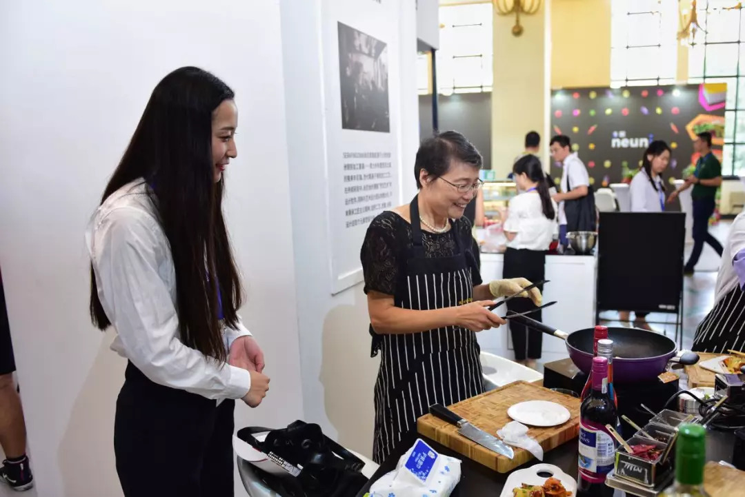 赴一场至美邀约:意大利百年品牌,艺术融合科技,颠覆传统家居生活理念