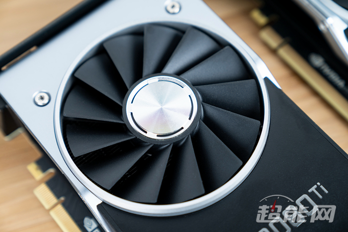 asusrogstrixgeforcertx2080ti,nvidiageforcertx2080supervgag740