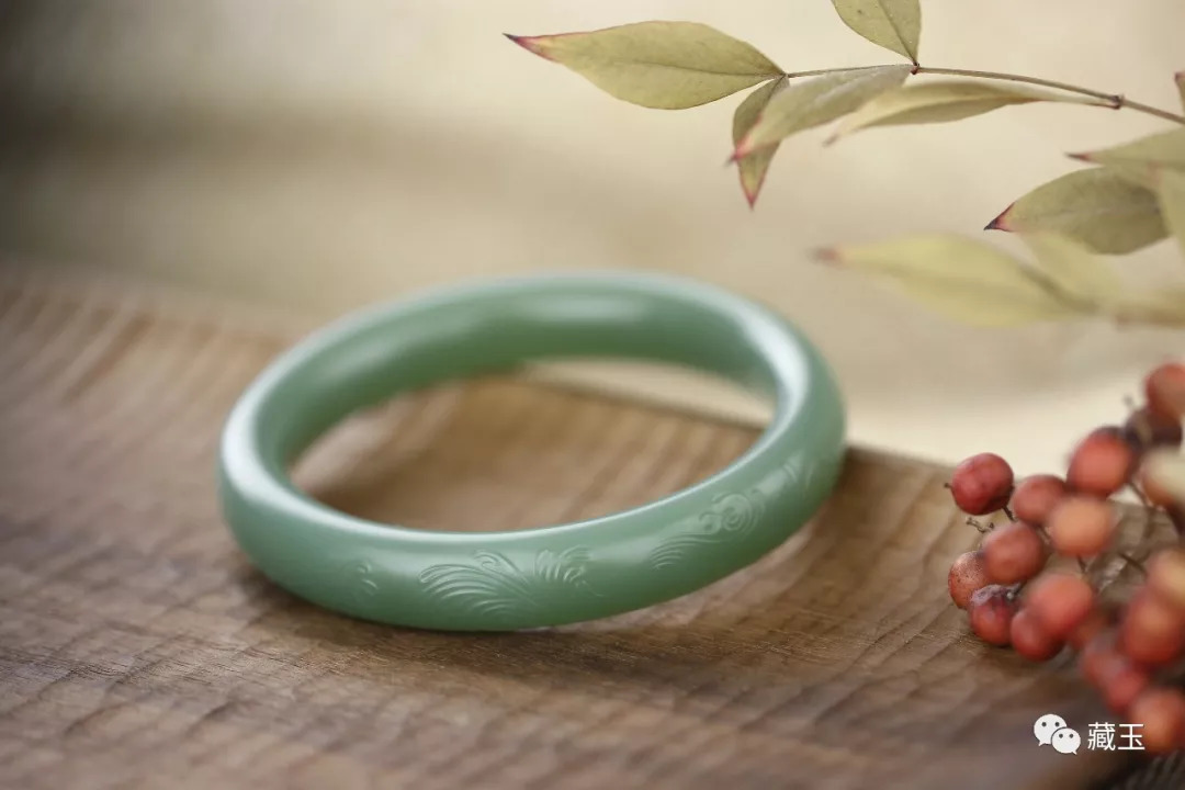 挑选和田玉玉镯五大技巧,挑选和田玉要注意什么