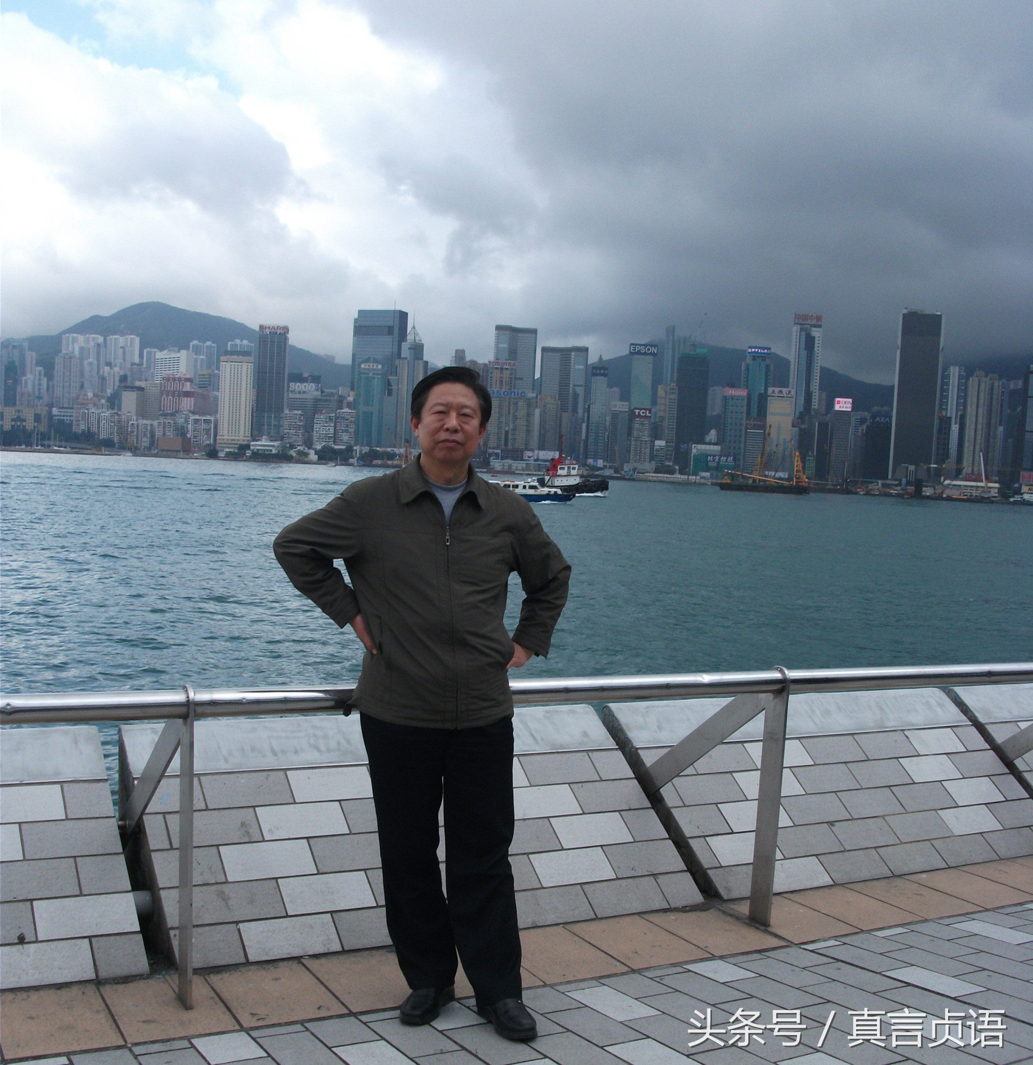 靖培生原创诗作：月夜寄李白