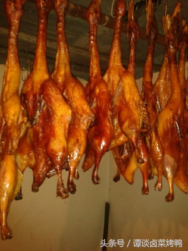 招牌酱鸭怎么卤制,正宗川味啤酒鸭的做法和配料窍门