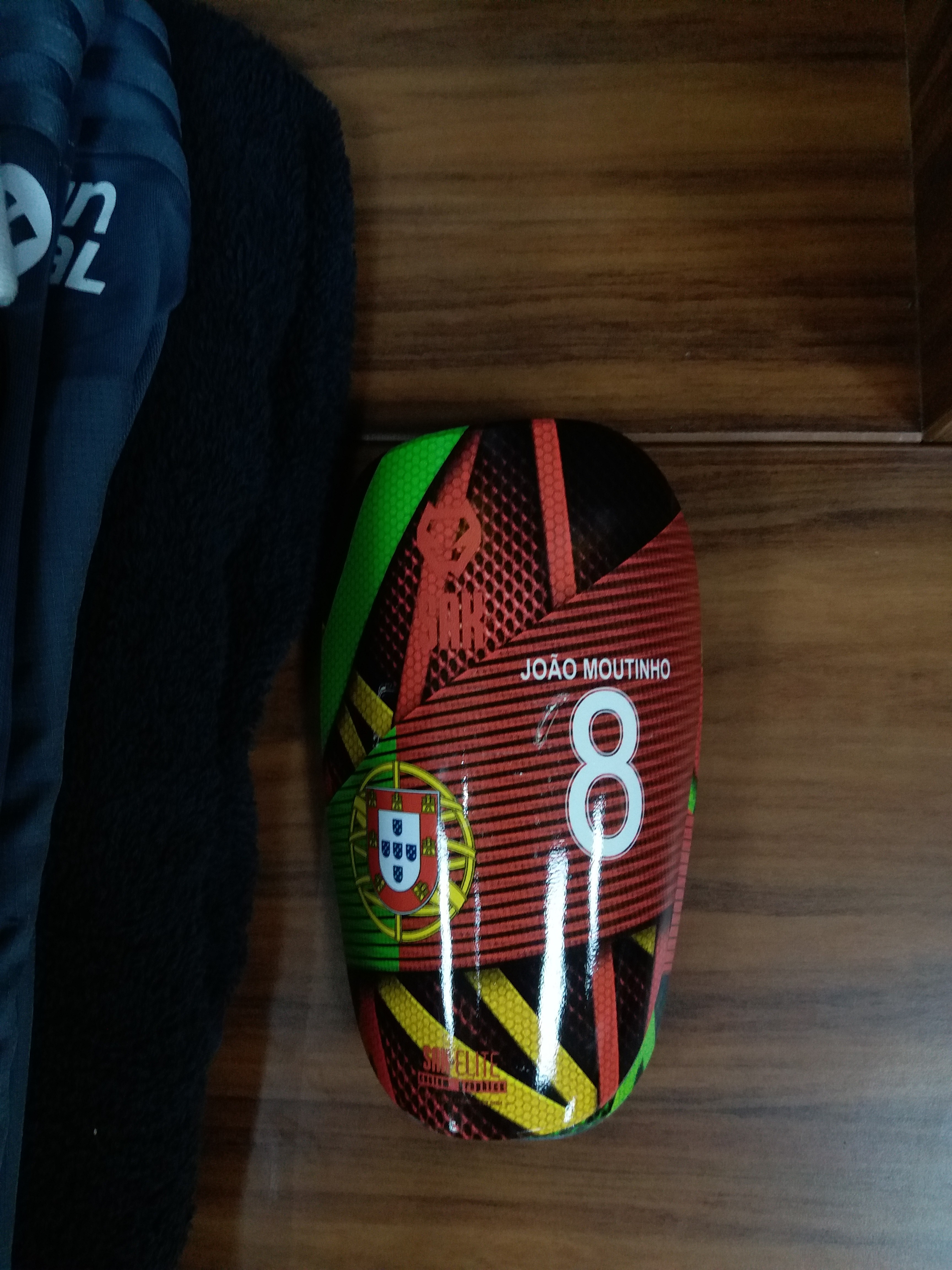 英超护腿板哪个牌子好,英超儿童护腿板