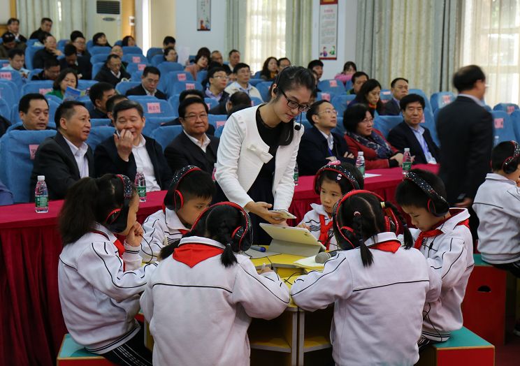 14年春耕秋种,桂江小学要做一艘大船,带领学生远航人生!