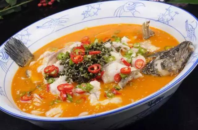 贵州苗家酸汤鱼的正宗做法,贵州正宗酸汤鱼做法