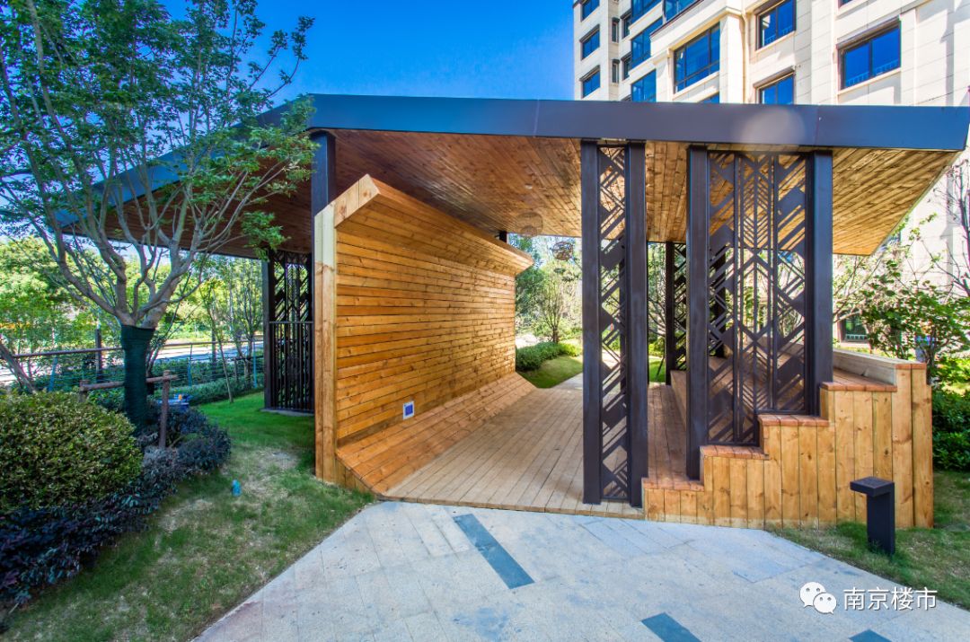 惊艳！今天南京网红盘交付，业主狂赚100多万！