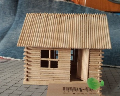 用牙签制作精美小木屋的视频,如何用牙签做成小木屋教程