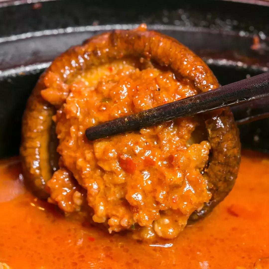 6.8折！陆家嘴惊现1家“网黄餐厅”，人均40+吃哭老板！