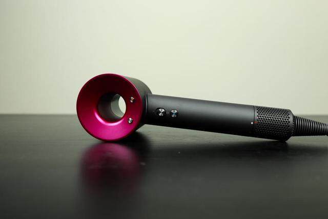 和戴森3000一样的吹风机,戴森吹风机凭什么卖3000