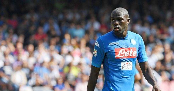 拉莫斯和皮克奠定西班牙三冠王,拉莫斯皮克国家德比