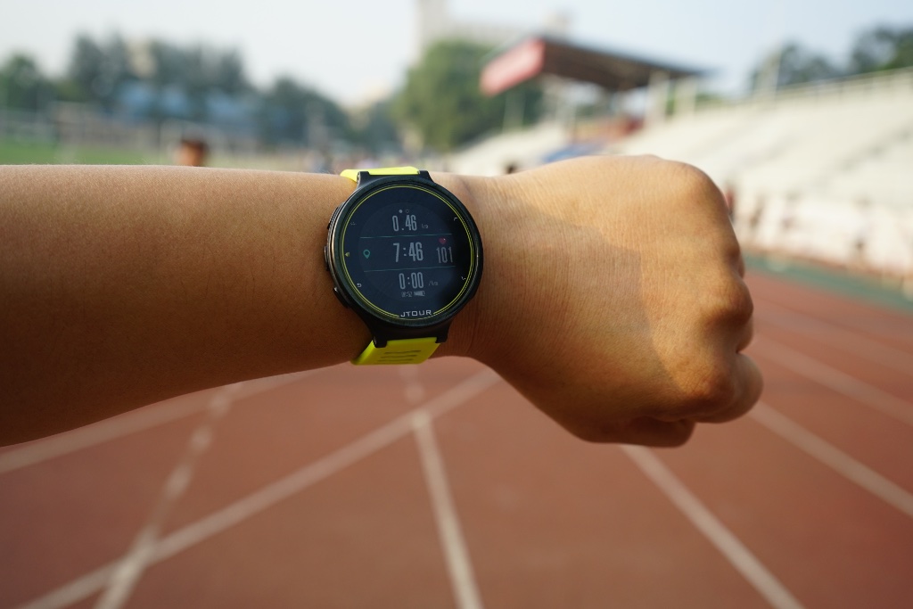 续航强有gps的智能手表,飞腕跑步智能腕表