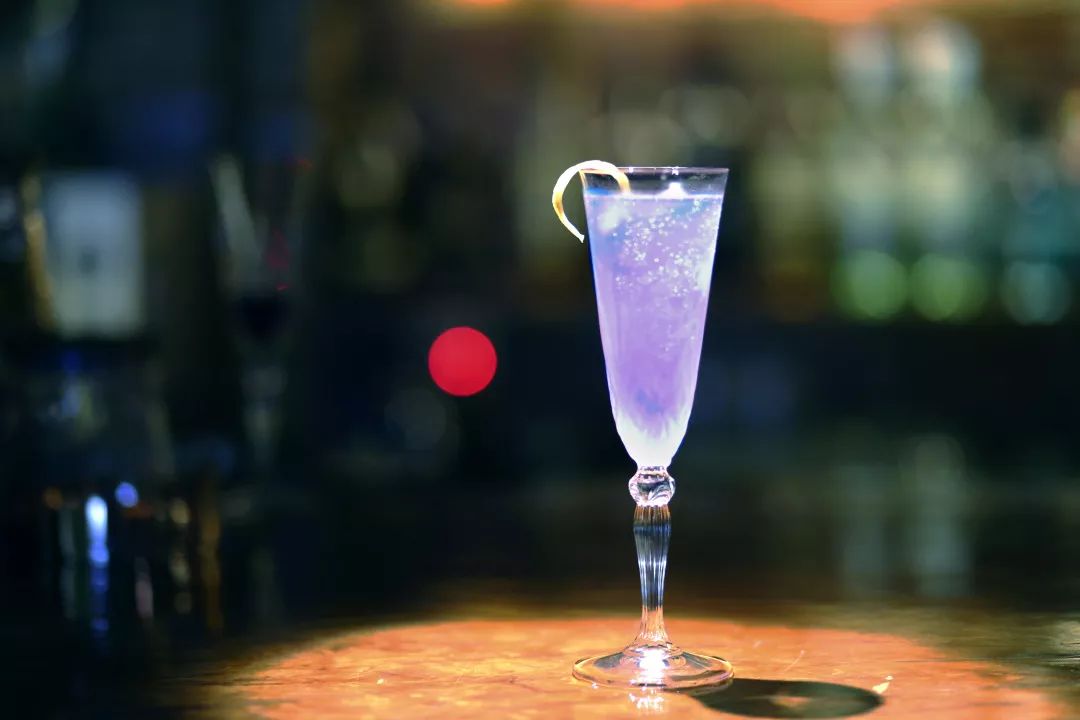 不吃月饼不回家的中秋，真好