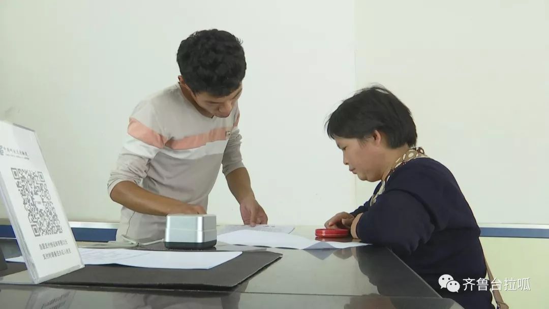 一家三口不在一个户口怎么办,一家三口可以转昆明户口吗