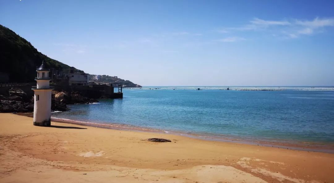 秋天穿搭胖妹妹气质好,秋天小个子穿卫衣搭150显高显气质