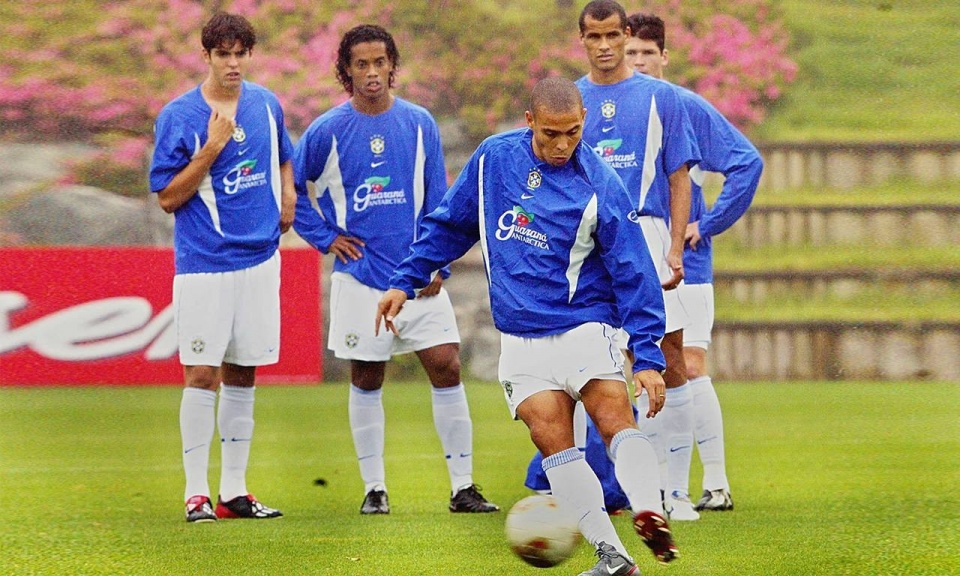 卡卡繁花,卡卡意气风发