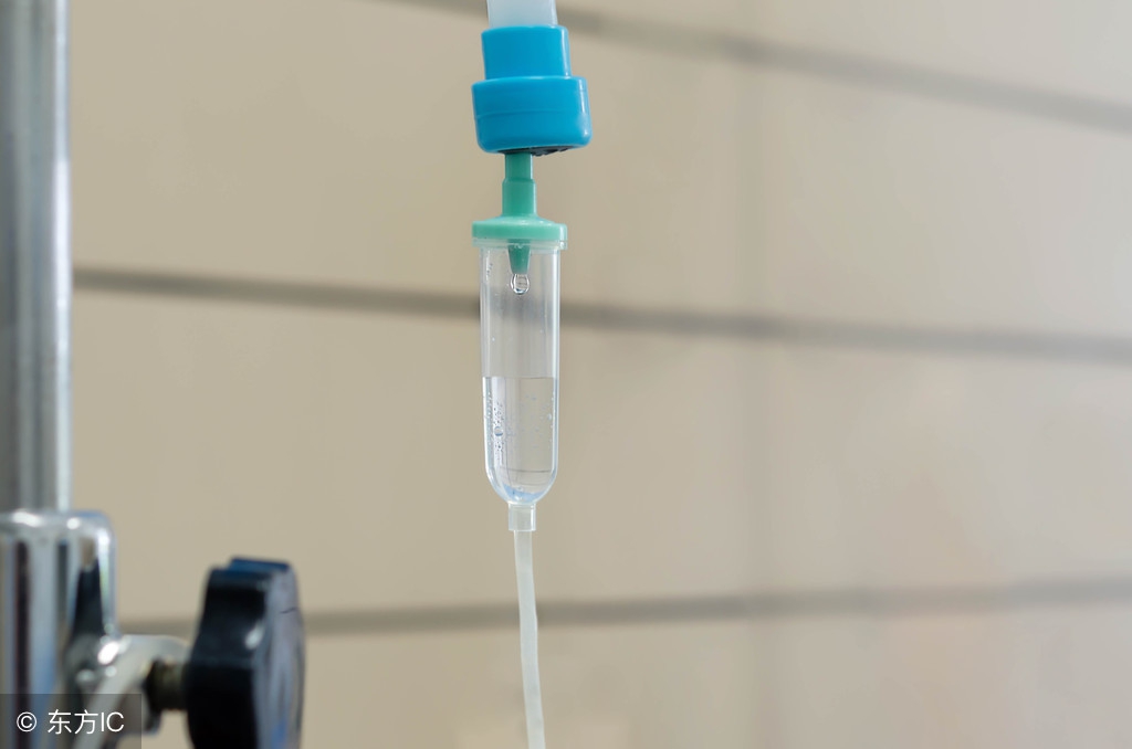 痛风发作脚背疼吃什么,痛风引起的脚背疼了好几天怎么办