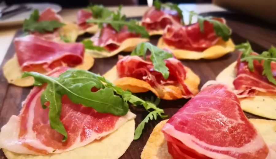 风化3年才成熟，味道不输西班牙火腿的中华老字号，价格却只有10%？