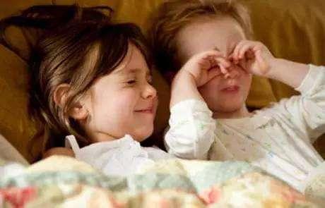 宝宝眼睛红肿疑似红眼病怎么处理,宝宝经常会揉眼睛会得红眼病吗